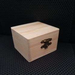 Cutie din lemn 8*8*5cm 